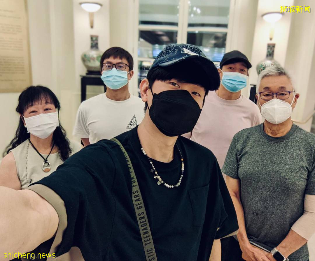 林俊傑回新加坡四個月！竟打卡了15個網紅景點，吃喝玩樂都有