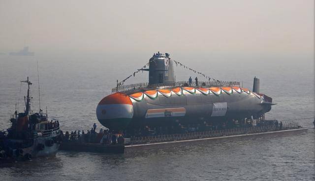 印度海军东进，却怕潜艇出事，忙与新加坡签协议，求对方出手救援 