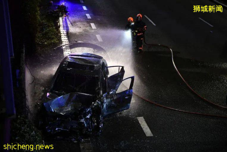 視頻曝光!新加坡多車連撞致1死6傷!羅厘側翻、小車起火濃煙滾滾