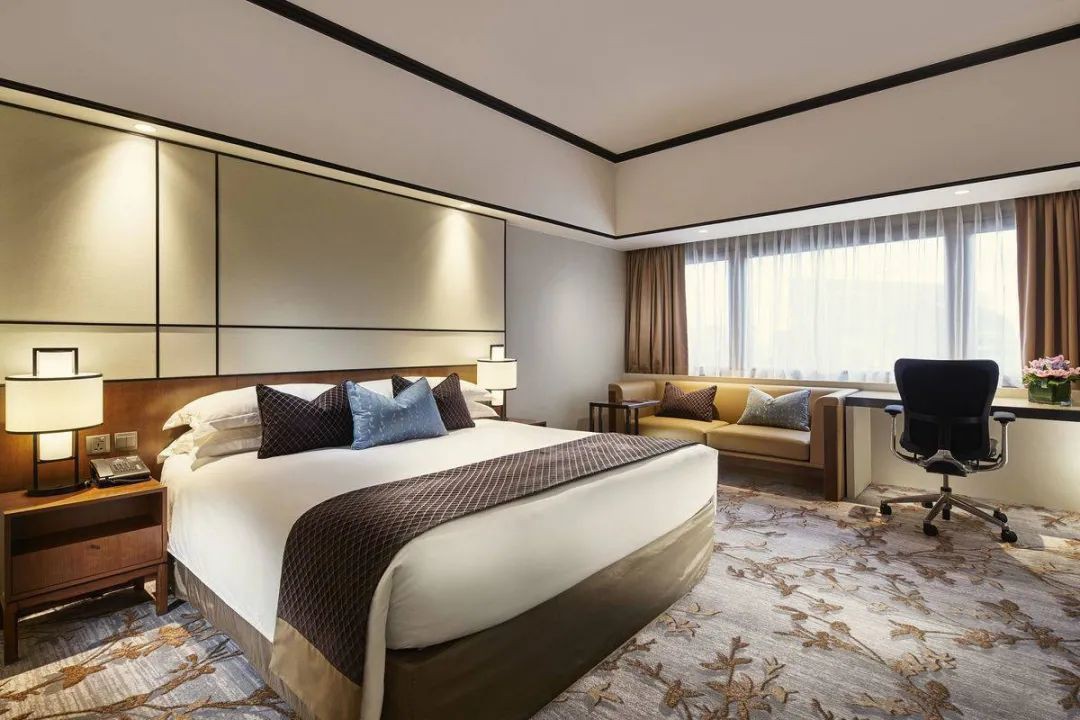 今增17 | 集体确诊！13人在新加坡乌节文华酒店被查出冠病，是巧合？