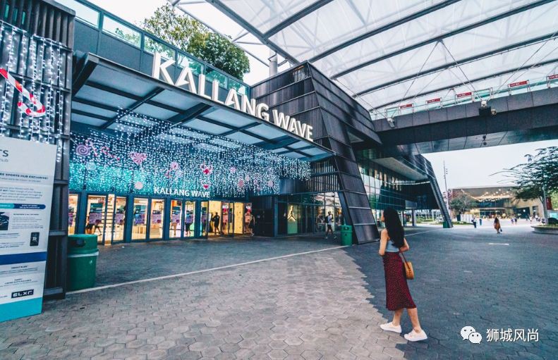 Kallang Wave has giant candy floss, snowman cups &amp; cupcake tree