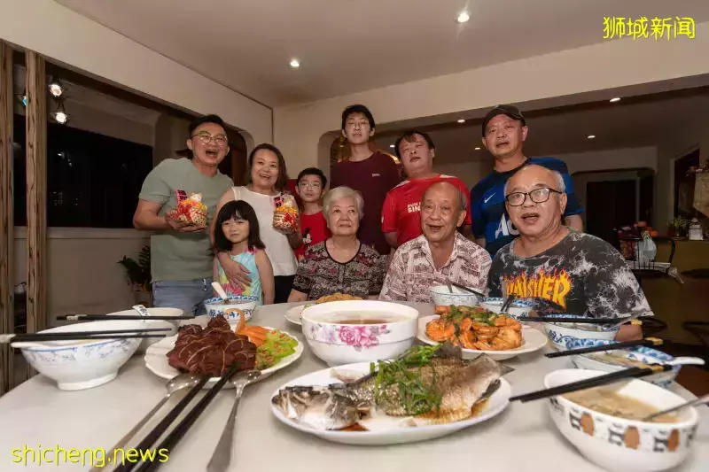 每户最多接待五名访客 大家庭团圆饭分开吃