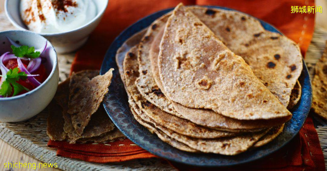 惊!外卖小哥等不及,自己上手做印度飞饼~“不嫌脏吗?”