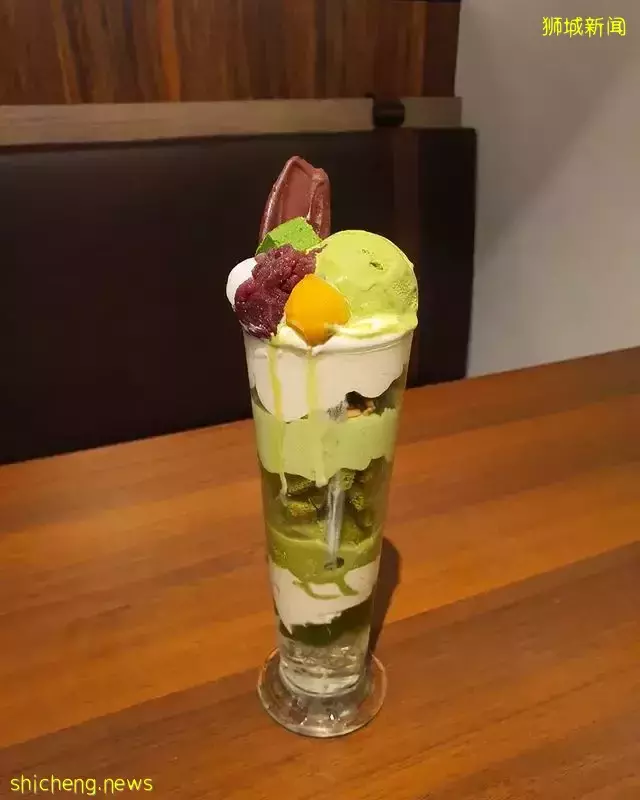 快来探新店!日本抹茶甜品Cafe Hachi来到新加坡了~🍵各式抹茶甜食及饮料,保证吸引你🤩