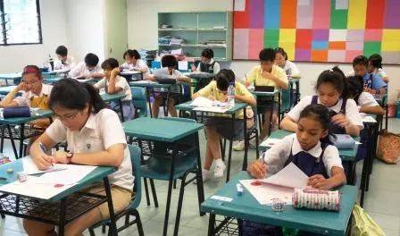 爲什麽選擇去新加坡讀小學!