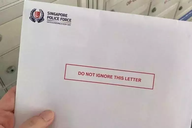 “新加坡的骗子太猖狂,竟然到我家楼下亲自送伪造文件……”