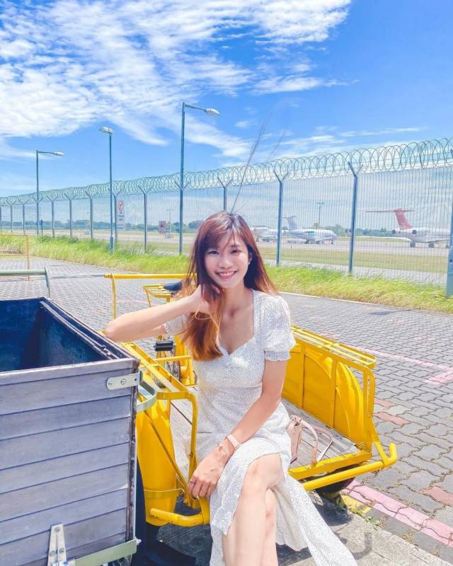 Soek Seng 1954 機場旁的咖啡廳☕️ 室外看飛機、室內看腳踏車，視覺和味覺雙重盛宴