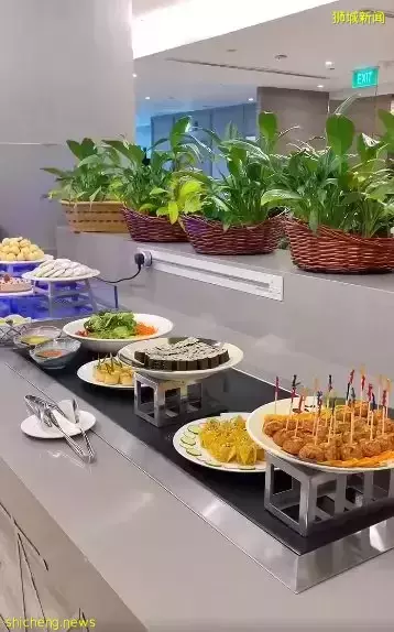 Feast Roxy推出最低$48++的海鲜自助餐‼五六日三时段无限量狂吃,一定要吃回本