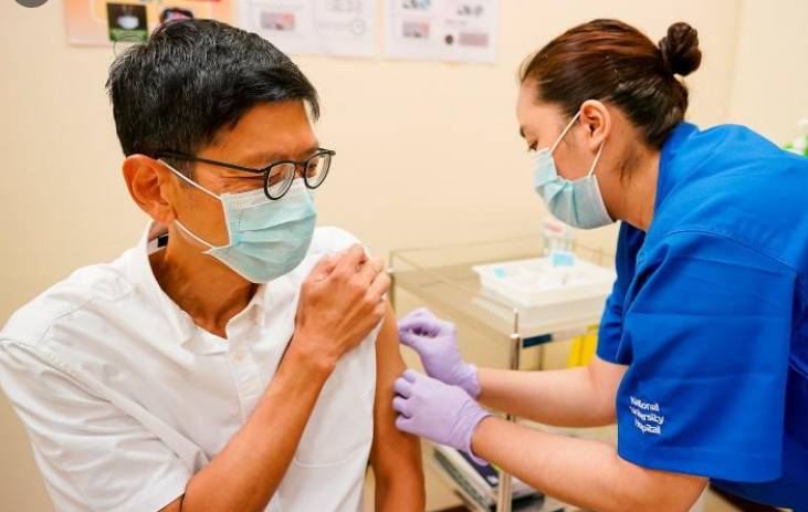 李顯龍:打完疫苗這幾天感覺良好!收到這個簡訊,就輪到你了
