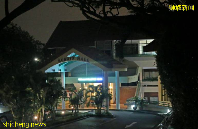 NUS一学生多次偷拍女生洗澡，被判处10周监禁