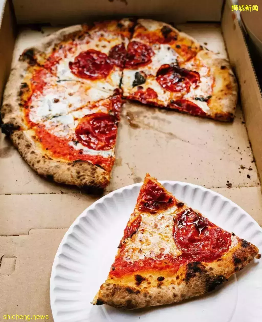 纽约最佳披萨“Roberta's”来了!主打木炭炉火披萨,不接受提早订位,要吃只能去现场等🍕