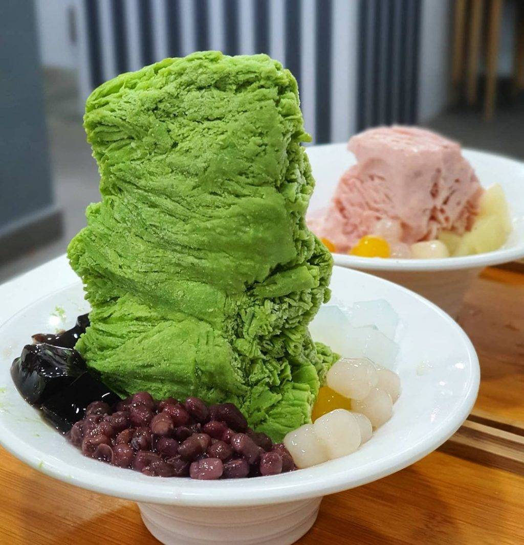 像山一樣高的綿綿冰⛰記得吃甜品均價$7💰入口即化、解暑清熱，冰涼清爽透心涼🧊