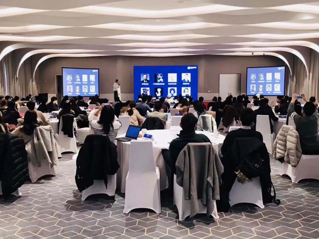 那些做B站、抖音、小红书的年轻人，究竟有多赚钱 ？