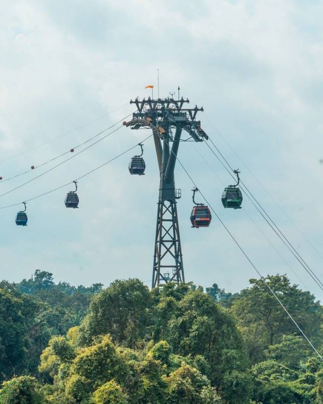 圣淘沙全新配套!超IN 夜间游艇,探索南部岛屿 🌊 1小时海上巡游+免费鸡尾酒🍸