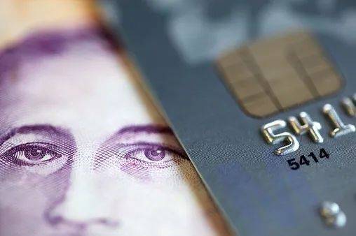 印尼女傭新政策,坐地起價3000新,本地雇主成冤大頭?!