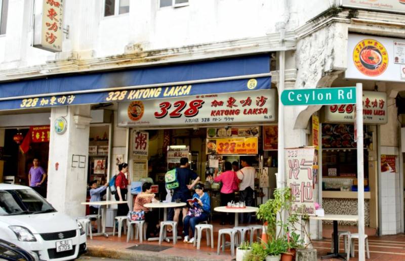 新馬知名的道地美食!來碗熱騰騰的叻沙吧