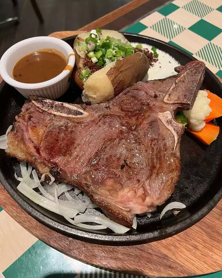 Jack’s Place 推出買1送1活動，而且還有半價Cocktails