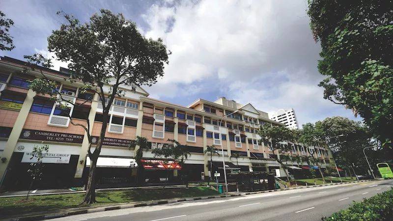 位于百慕乐大厦（Balmoral Plaza）的单位转售获利$182万