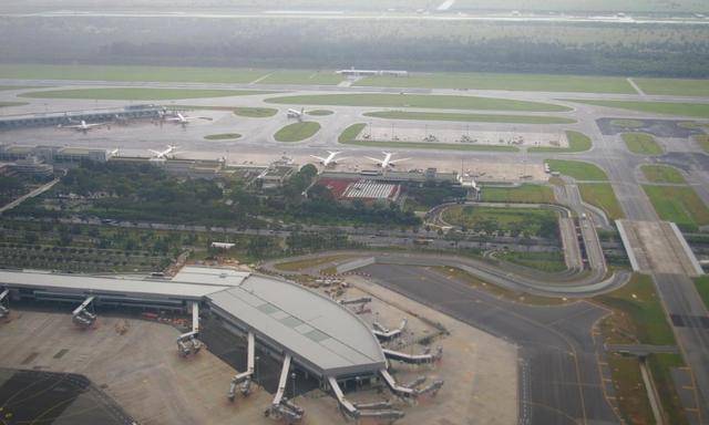 570萬人口的新加坡到底有多富裕發達