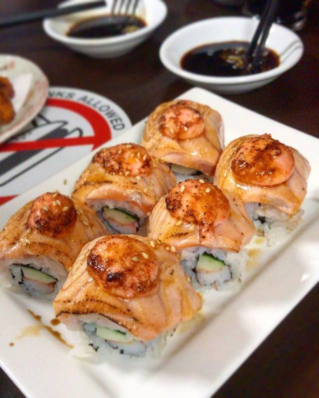 Japanese Curry Express舊商場裏的日式料理店，餐點從S$5起跳🔥 厚切生魚片、招牌丼飯、壽司卷