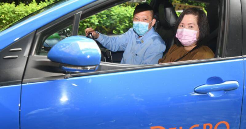 德士叔免费载送癌妇 “能帮尽量帮”