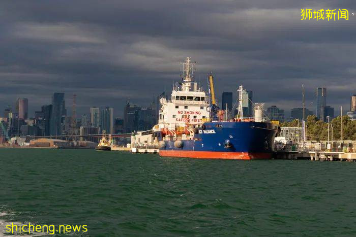 机场和码头因感染群陷入危机,如何保证底层员工的安全