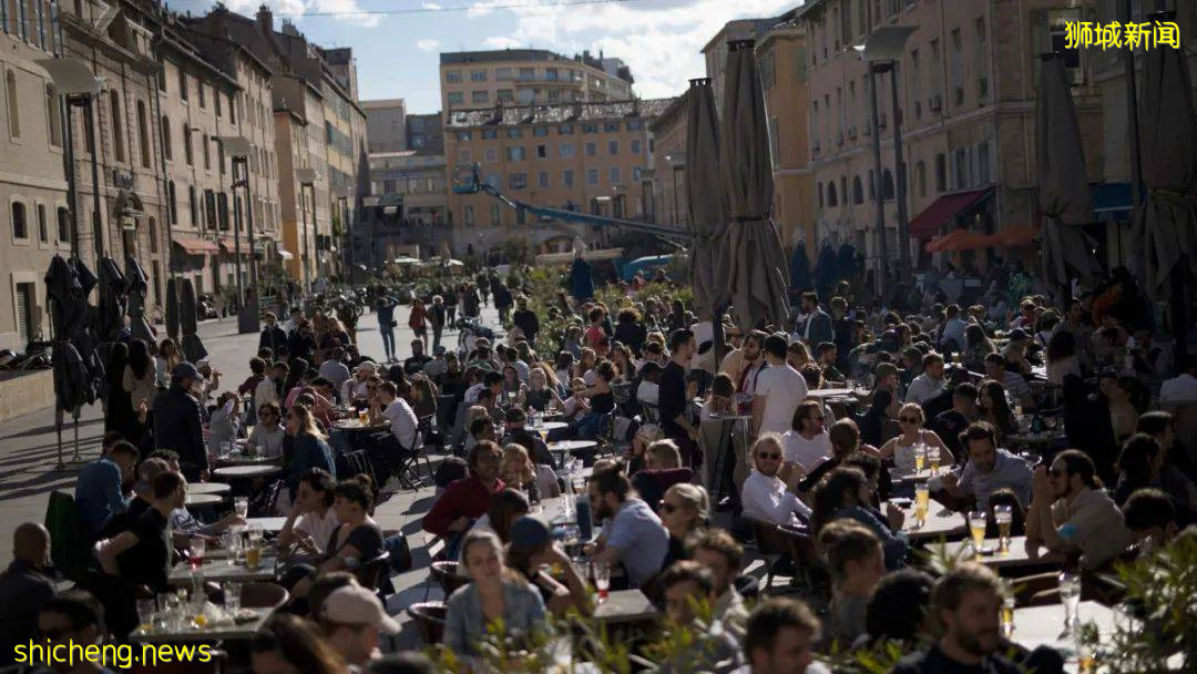 新加坡公布5大“黑区”，3天各到访超千例！这个国家不再公布新增病例