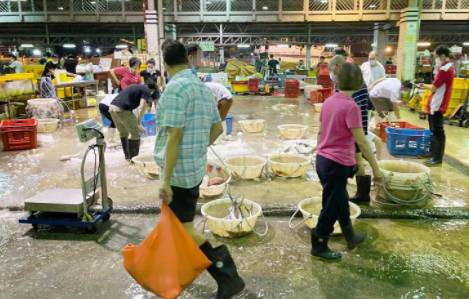 數目不變!新加坡44個巴刹熟食中心有病例同裕廊漁港相關