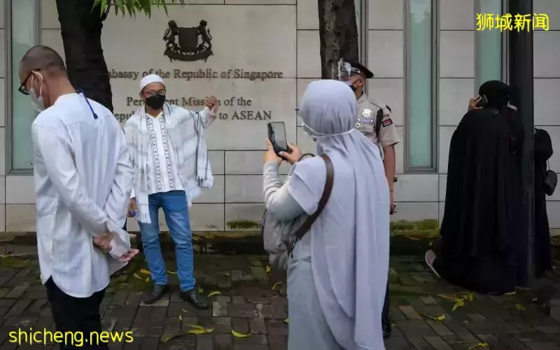 印尼传教士被拒入境 支持者恫言向新加坡发动类似911恐袭