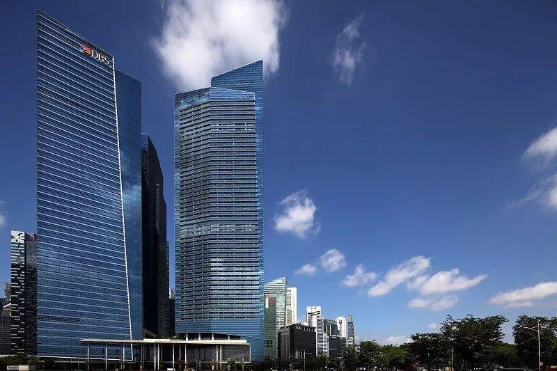 滨海湾居公寓一居室拍卖，指导价170万新元