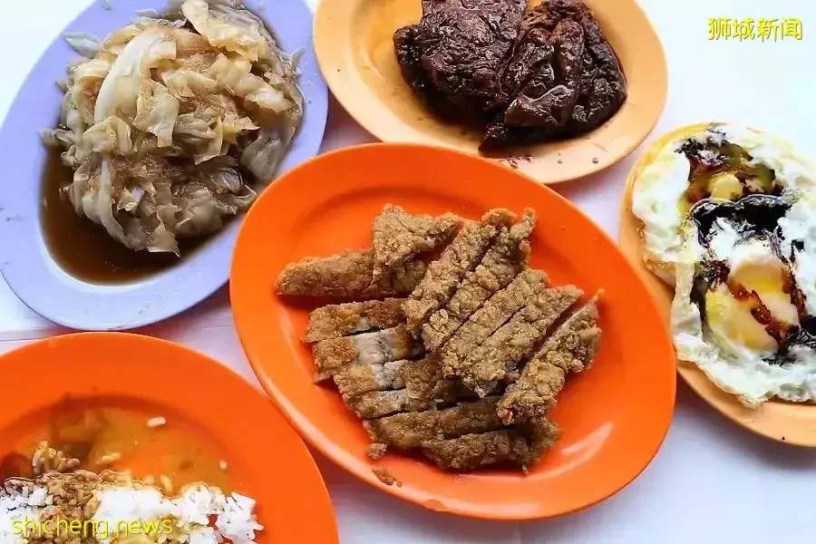 新加坡必打卡的25道國寶級美食！辣椒螃蟹、海南雞飯、炒粿條、肉骨茶