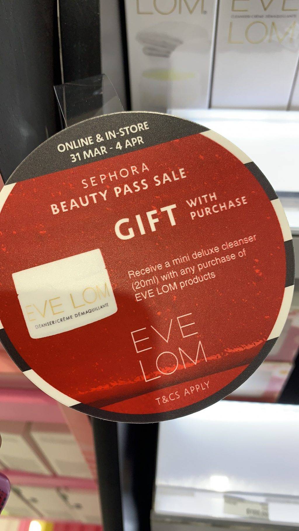 直击新加坡丝芙兰全场大促现场!除了史上最佳全场额外75折,还有拿到手软的满赠活动、低至5折的热门彩妆优惠