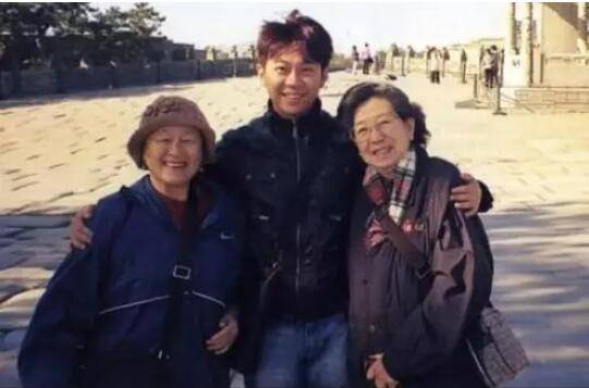 新加坡老太“黃昏戀”轉賬給騙子，結果轉賬號碼輸錯了