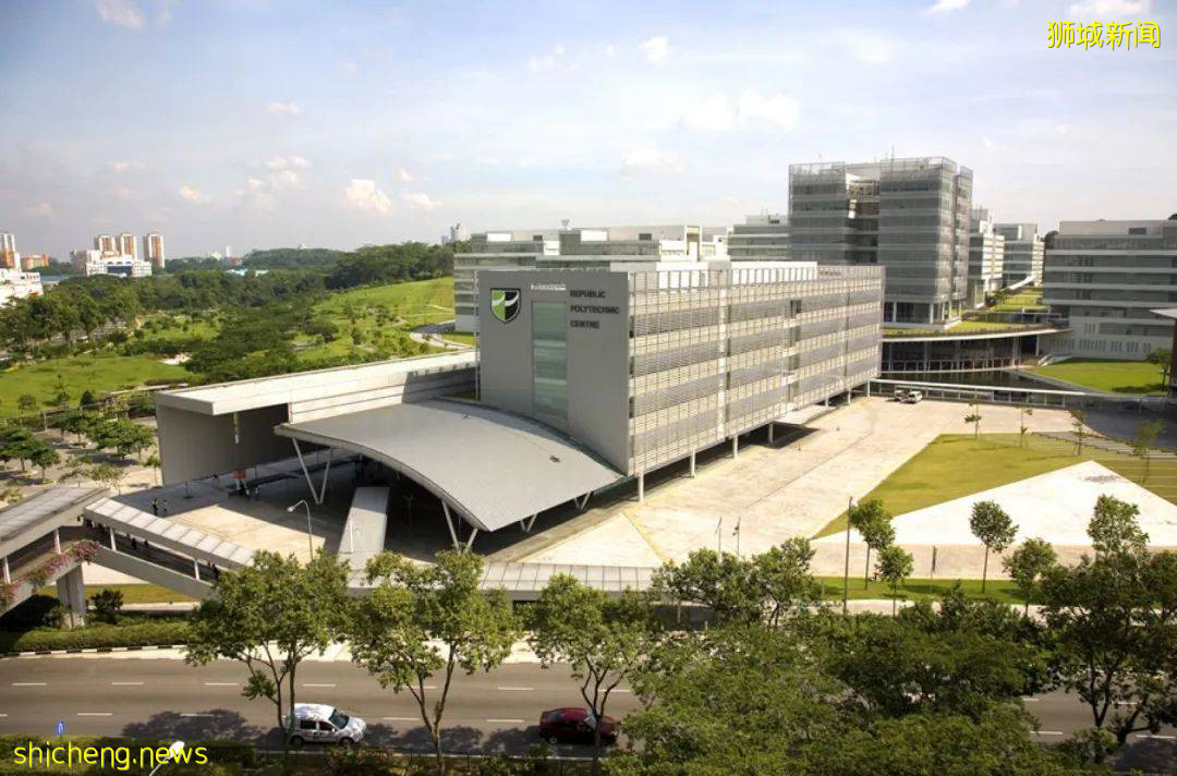 疫情期間老師戴口罩孩子怎麽學口語？新加坡共和理工學院學生設計智能産品來幫忙