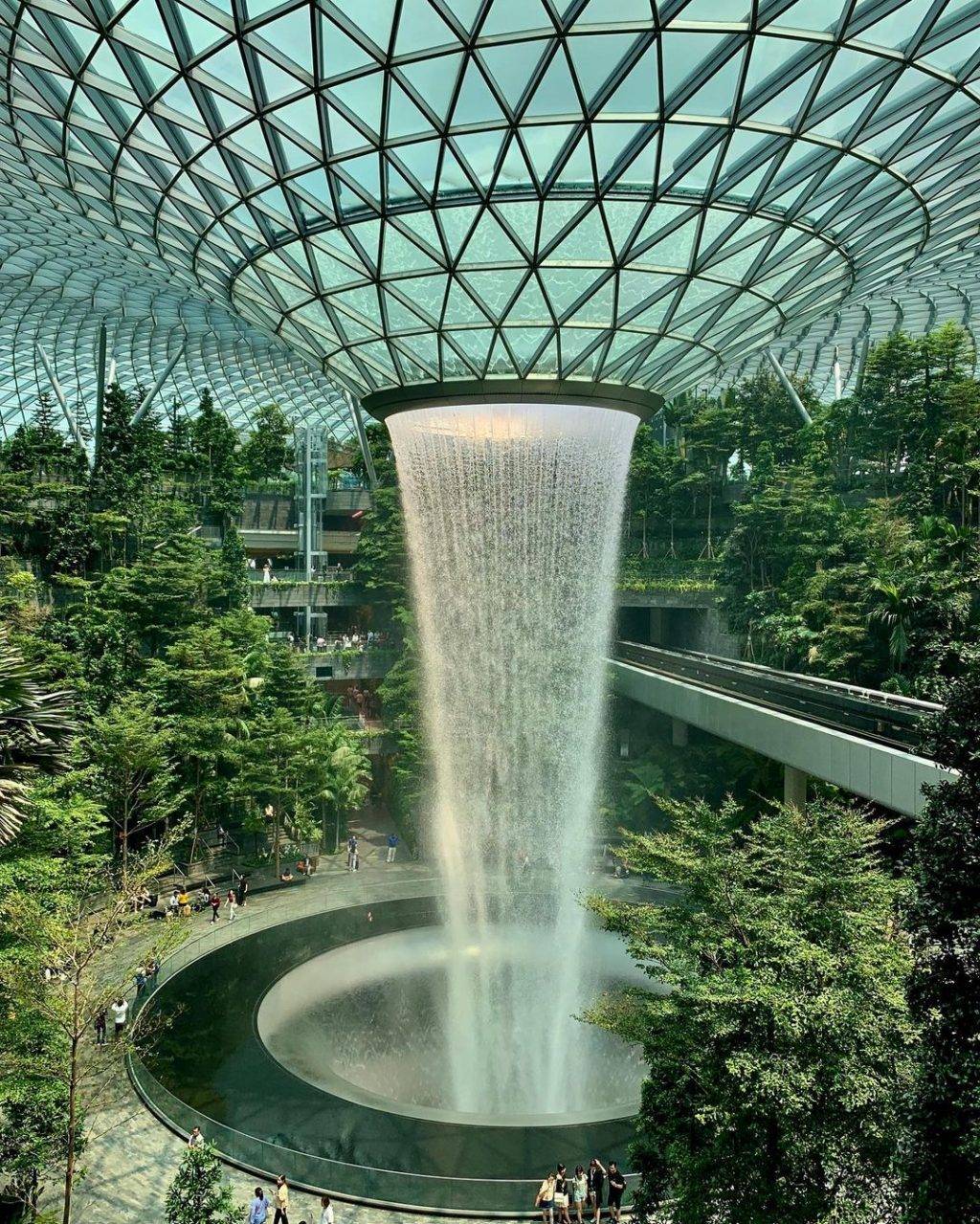 飞流直下三千尺💦新加坡5个绝美瀑布‼气势磅礴壮观、水汽氤氲弥漫,等你来探秘🌪