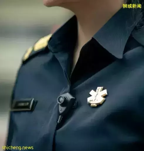 为提高工作效率，新加坡民防部队和执法人员将配备随身摄像头