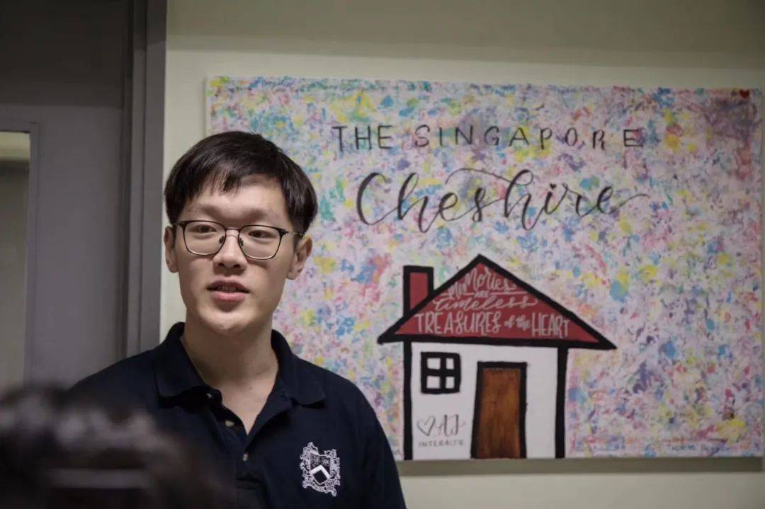 15岁的他,独自踏上了前往新加坡的求学之路