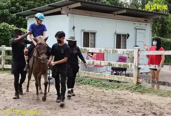最心酸笑脸！儿患“天使病” 等你叫我一声“妈”