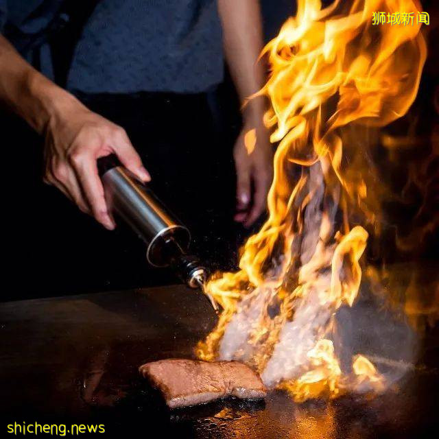 火焰中的“刀光劍影”，新加坡有哪些好吃好玩又好看的日式鐵板燒