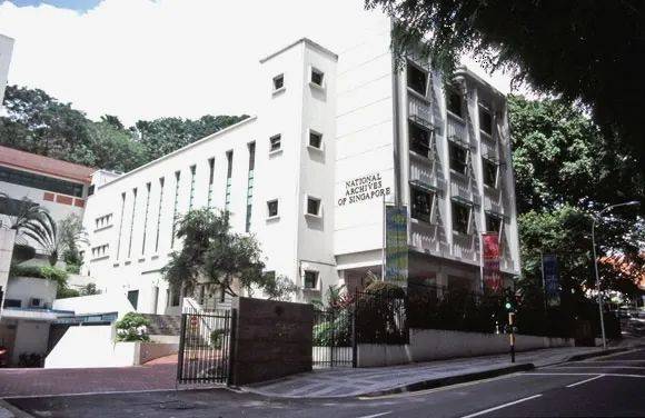 新加坡图书馆扩大对公众开放，取消预约规定