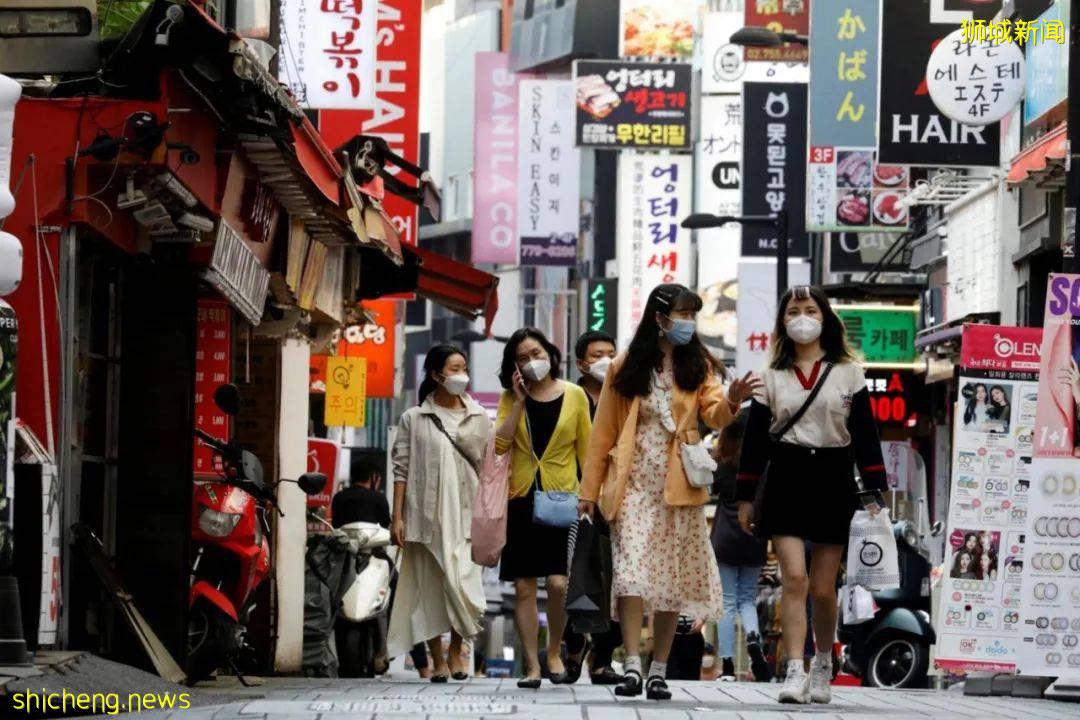 沒有打疫苗的兒童也能免隔離!開學後,新加坡小學生返校率“奇高”