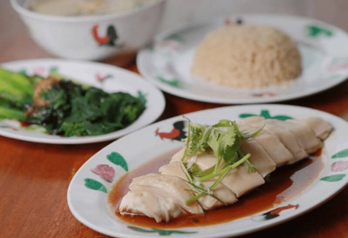 在新加坡卖鸡饭,一只鸡可以切多少碟?一碟$3.50 真的可以赚钱吗