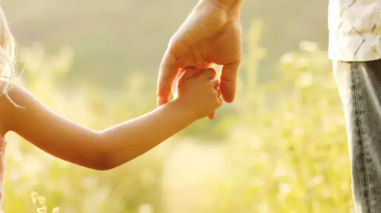 或死刑!新加坡亲父杀双胞胎,昨天正式被控!中国这个事也刷屏了