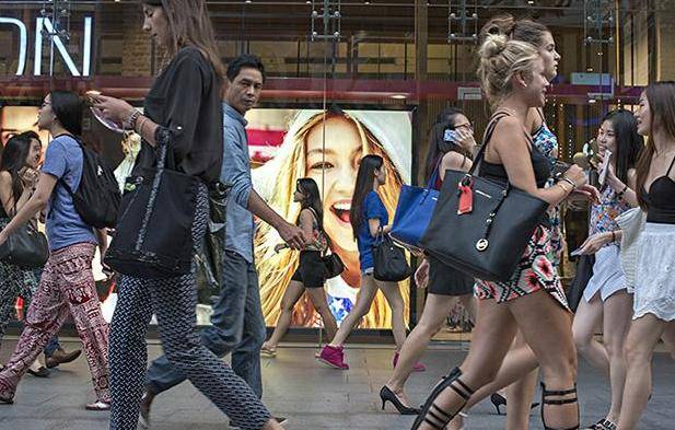 570萬人口的新加坡到底有多富裕發達