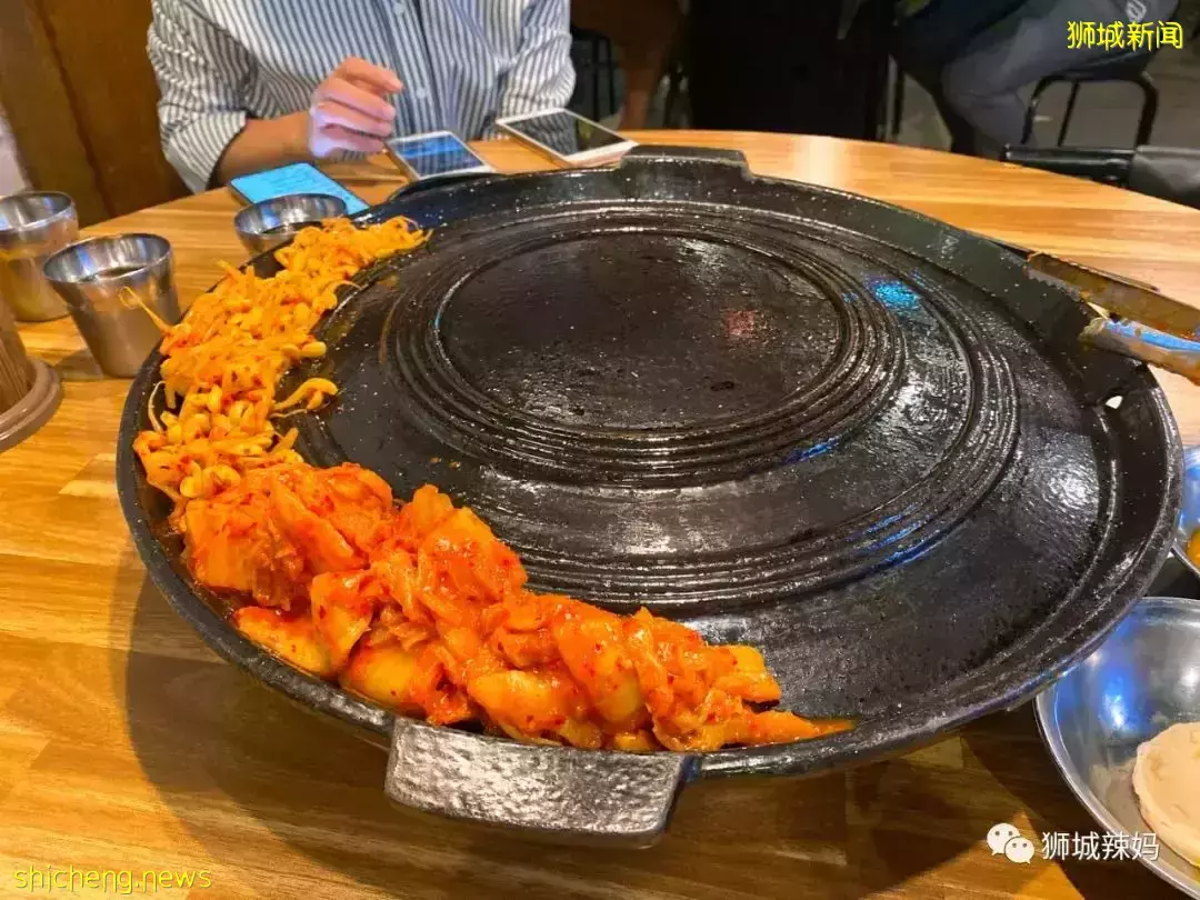 超難約!紅遍新加坡的韓國大排擋,爲什麽排隊6小時也要去吃