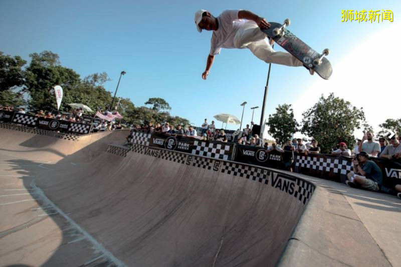 想要一个乘风破浪的夏天?带你打卡新加坡最大的海滨公园