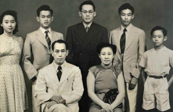 李光耀祖籍在中国,却为何主张:新加坡华人不同于中国人