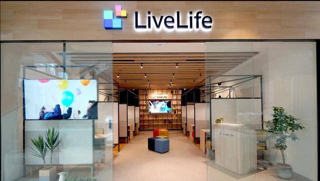 在新加坡开一家日本保险超市可还行