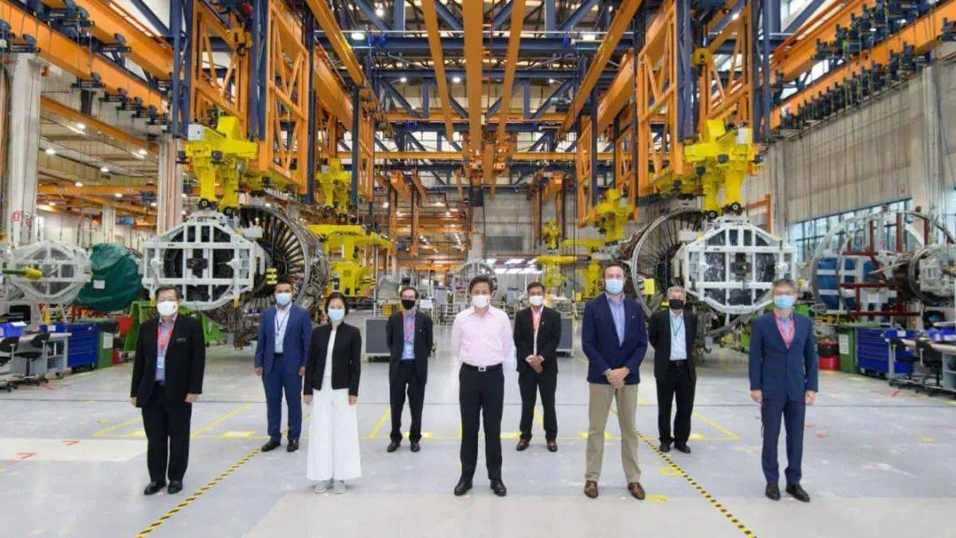 制造业S Pass比例两年内收紧,见不到工厂的新加坡,制造业竟然全球第二