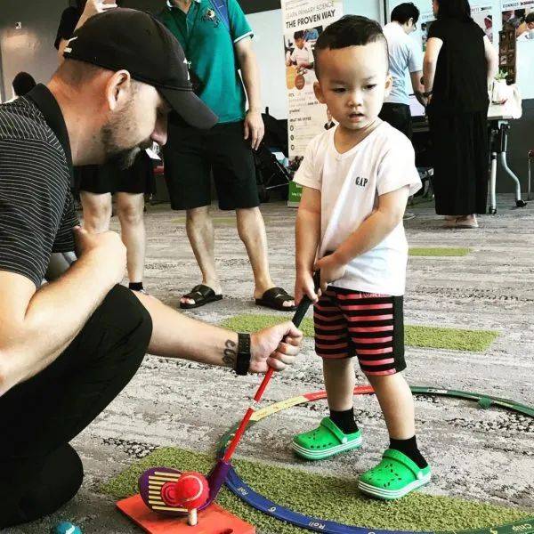 新加坡8間兒童高爾夫俱樂部,3歲就可以學,課時從$30起